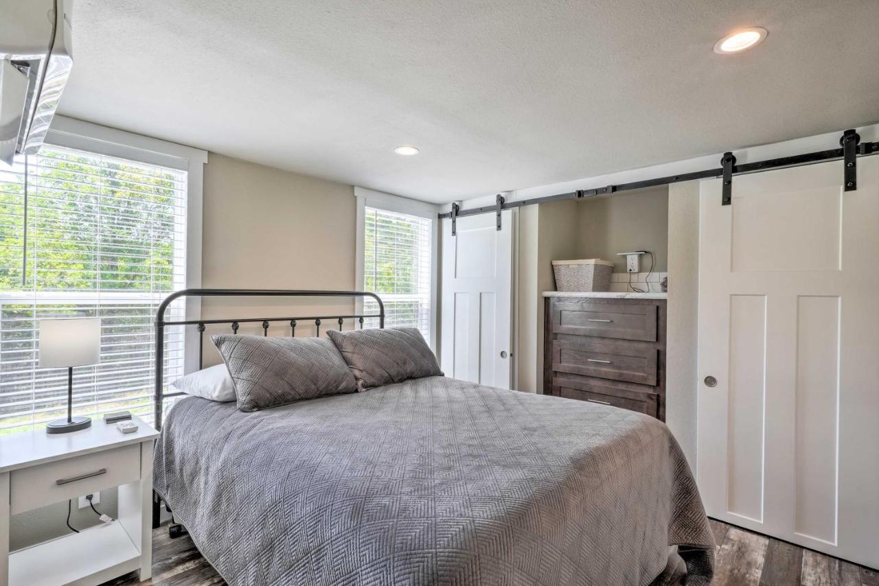 Branson Tiny Home On 52 Acres With Private Lake! מראה חיצוני תמונה