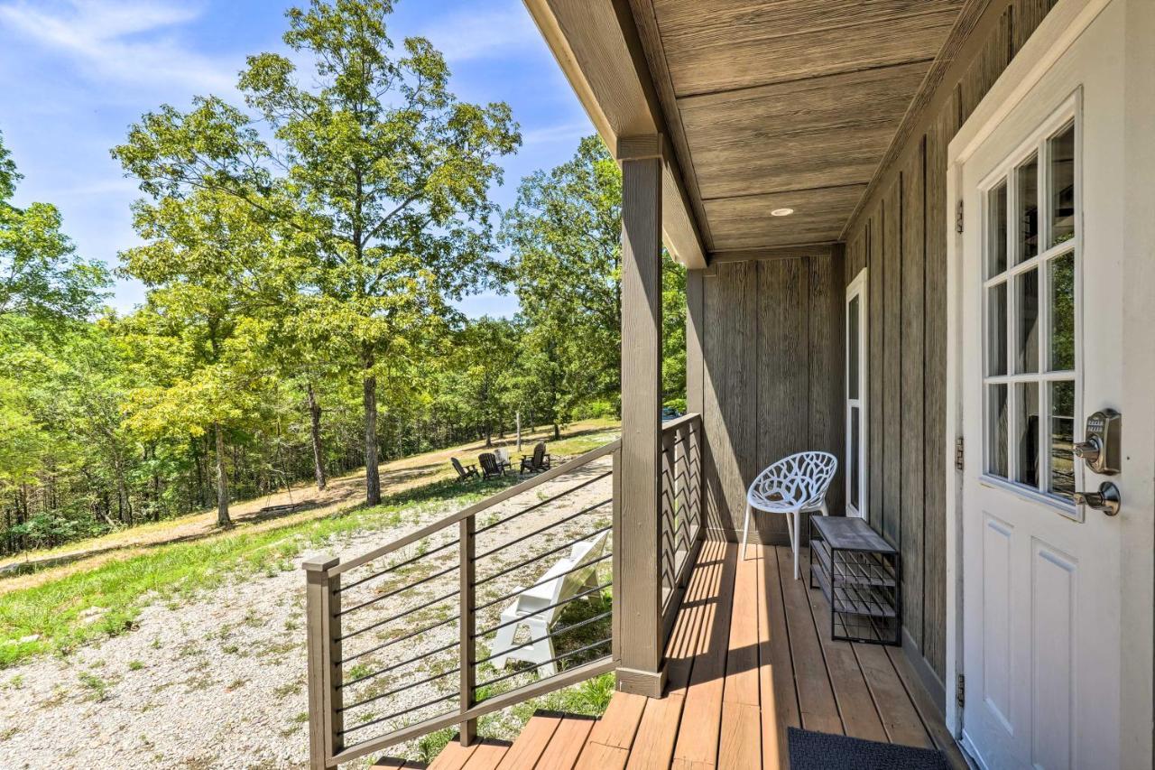 Branson Tiny Home On 52 Acres With Private Lake! מראה חיצוני תמונה